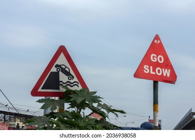 5th September, 2021, Kolkata, West Bengal, India: Road Side Go Slow And Accident Prone Zone Sign.