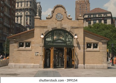 72nd Street Subway Stop