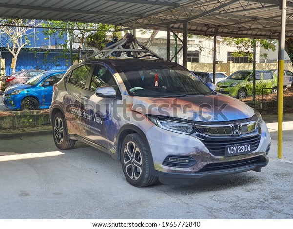 8 march 2021, malaysia - photo of a google
earth's car spotted in
malaysia