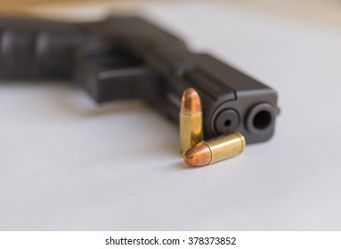 9 Mm Pistol And Cartridges