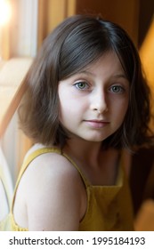 Jeune Fille Yeux Vert Brune Images Photos Et Images Vectorielles De Stock Shutterstock