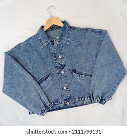 90's Cropped Jean Jacket Nineties Woman Fashion Item Must Have Never Outdate