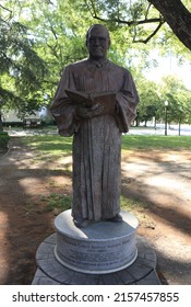 914 Capitol Mall, Sacramento, CA 95814 USA
May 17, 2022
A Statue Of Supreme Court Justice Stanley Mosk.