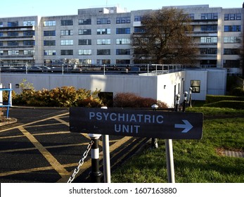 9th December 2019, Dublin, Ireland. Psychiatric Unit Hospital Directional Sign Outside Beaumont Hospital. Dublin, Ireland. 