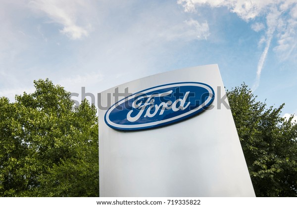 chen Germany April 17 Ford Logo Stock Photo Edit Now