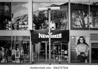 AACHEN, GERMANY. OCTOBER 04, 2020. New Yorker Shop Facade Street View