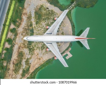 2,986 Airplane top down Images, Stock Photos & Vectors | Shutterstock