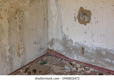 771 Inside slum house Images, Stock Photos & Vectors | Shutterstock