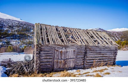 Abandoned barn