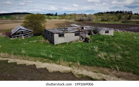 Abandoned Barn, collapsed due to neglect