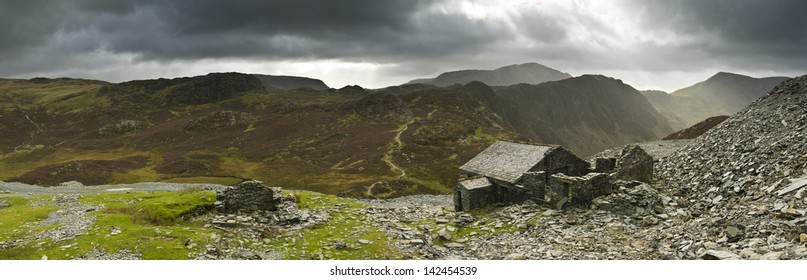 Abandoned Barn In A Disused Quarry. Buttermere, Cumbria, UK.