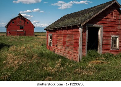 Abandoned Barn In Saskatchewan Canada 