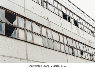 Abandoned Building. Abandoned Business. Building With Broken Windows.