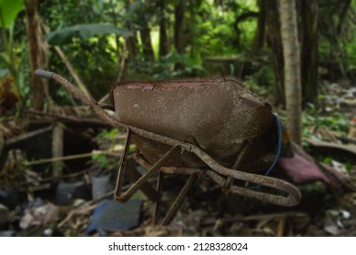 Abandoned Building Material Transport Cart Behind The House.