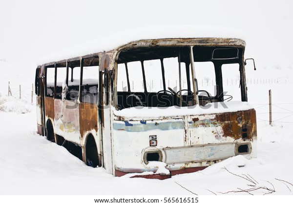 abandoned
bus