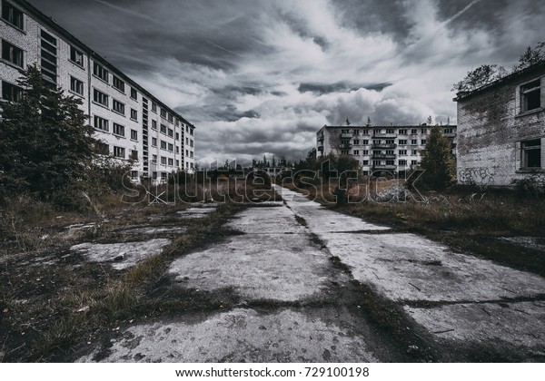 Abandoned Ghost Town Skrunda Latvia Abandoned Stock-foto (rediger Nu ...