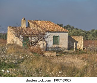 Abandoned Home In The Middle Of Nowhere In Zaragoza Province, Aragón, Spain