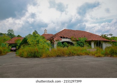 Abandoned House Area From Outside Surrounded With Bushes And Long Grass In Fraser's Hill, Raub, Pahang, Malaysia