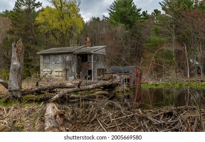 An Abandoned House In Sturbridge MA