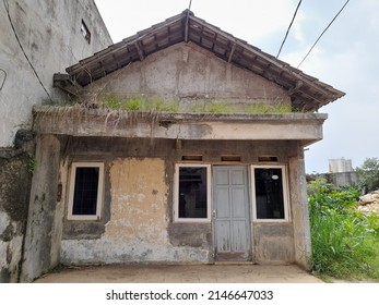 Abandoned Houses From A Distance. Empty House Background Concept, Construction, Architecture, Family, Poverty Symbol, Haunted House, Home, Dispute, Outdoor, Natural Disaster