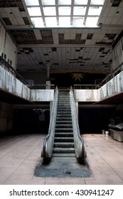 Abandoned Mall In Bangkok