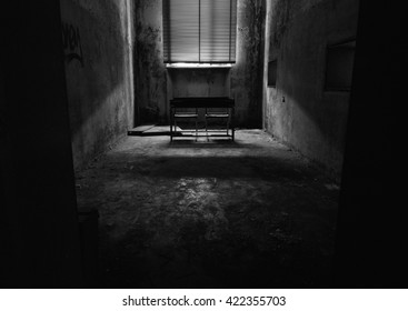 Abandoned Mental Hospital - The Dark Room