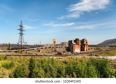 An abandoned mine in which nickel, copper, platinum, gold, cobalt, palladium and other rare components were mined. Talnakh, Norilsk, Russia