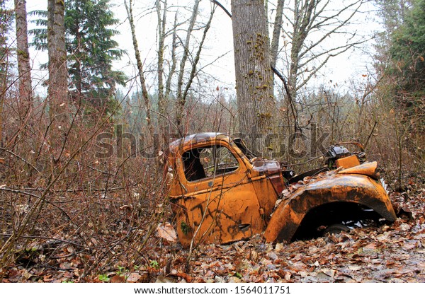 Abandoned truck\
found near Alta Lake, Whistler,\
BC