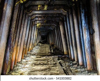 In Abandoned Uranium Mines