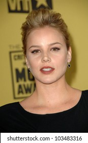 Abbie Cornish At The 15th Annual Critic's Choice Awards, Hollywood Palladium, Hollywood, CA. 01-15-10