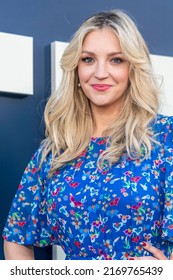 Abby Elliott Attends Premiere Of FX's 