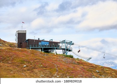 Abisko, Sweden - Sep 12, 2020: People Riding On The Abisko Cableway Between Abisko Tourist Station To The Aurora Sky Station On Top Of Mountain Nuolja.