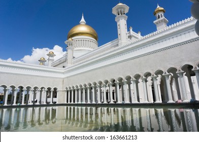 Ablution place Masjid Sultan Omar Ali Saifuddin Mosque in Bandar Seri Begawan, Brunei Darussalam. Brunei plan to implement sharia law soon.
