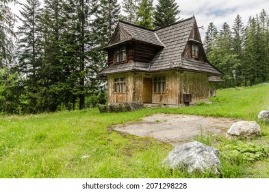 abondoned wood house at tatra mountains