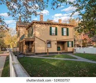 Abraham Lincoln House In Autumn In Springfield, Illinois