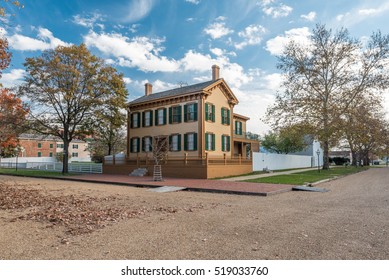 Abraham Lincoln House In Autumn In Springfield, Illinois