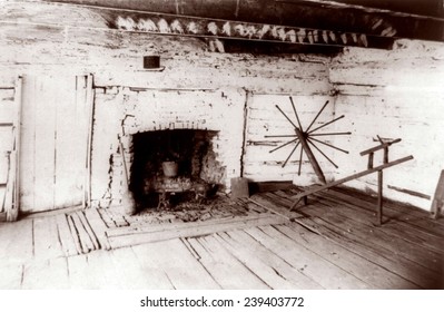 Abraham Lincoln's Birthplace, A Log Cabin In Kentucky With Fireplace And The Spinning Jenny Of Mrs. Lincoln. 1891 Photo.