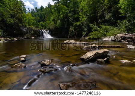 Abrams Falls on a beautiful Summer day.  Smoky Mountains National Park, Tennessee, USA