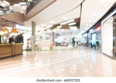 Abstract blur and defocused shopping mall in department store interior for background