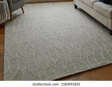 Abstract Modern Hand Tufted Wool Rug.