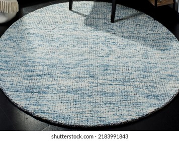 Abstract Modern Hand Tufted Wool Rug.