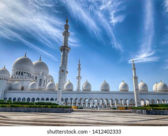 Abu Dhabi: May 2019: Beautiful View Of Sheikh Zayed Grand Mosque Center.