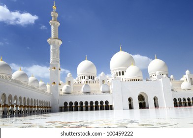 Abu Dhabi Sheikh Zayed White Mosque Stock Photo (Edit Now) 100459222