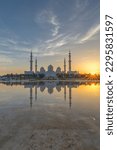 Abu Dhabi, UAE - April 22, 2023: Sheikh Zayed Grand Mosque at dusk