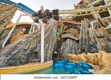 61 Yas Waterworld Images, Stock Photos & Vectors | Shutterstock