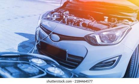 Ac Service Car Air Repair Conditioner. Check Automotive Vehicle Conditioning System And Refill Automobile Ac Compressor. Diagnostic Auto Car Conditioner Service