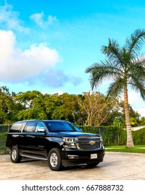 ACAPULCO, MEXICO - MAY 29, 2017: Motor Car Chevrolet Suburban In The City Street.