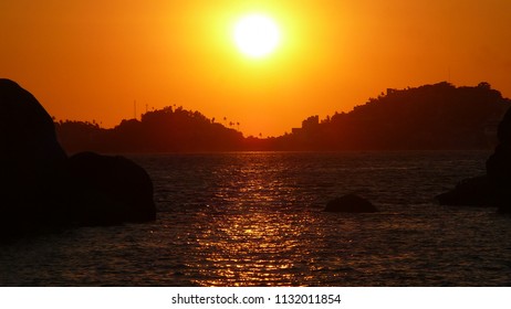 Acapulco sunset at the beach