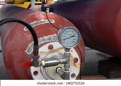 Acoustic Emission Test of long tubes used for transport high pressure gas, methane or hydrogen. Sensors were placed at tube end then pressurized the tube and monitor of acoustic emission from defect. - Shutterstock ID 1402753124