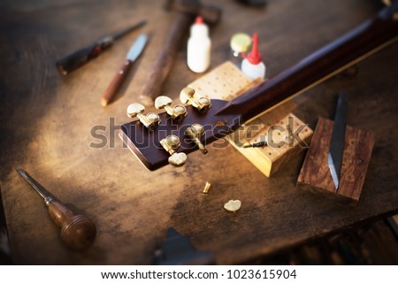 How we make redstone comparator Tuning peg guitar repair